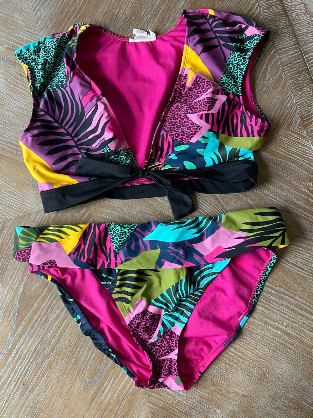 Bleu Rod Beattie 2 Piece Bikini Set Tropical Print Cap Sleeve (12)